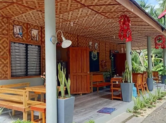 House Banaba Tree Ferienhaus