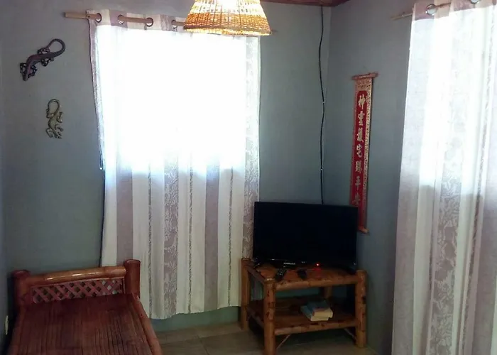 Ferienhaus House Banaba Tree Samboan